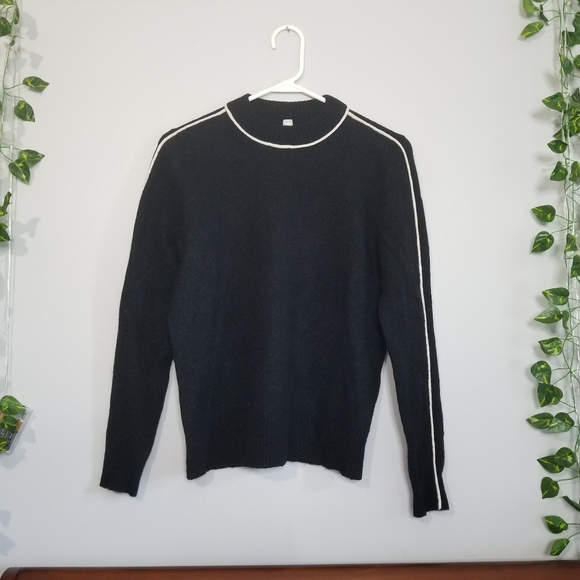 Athleta Black Transit Womens Sz Med Crew Sweater Merino Wool Blend Pullover - Picture 3 of 12